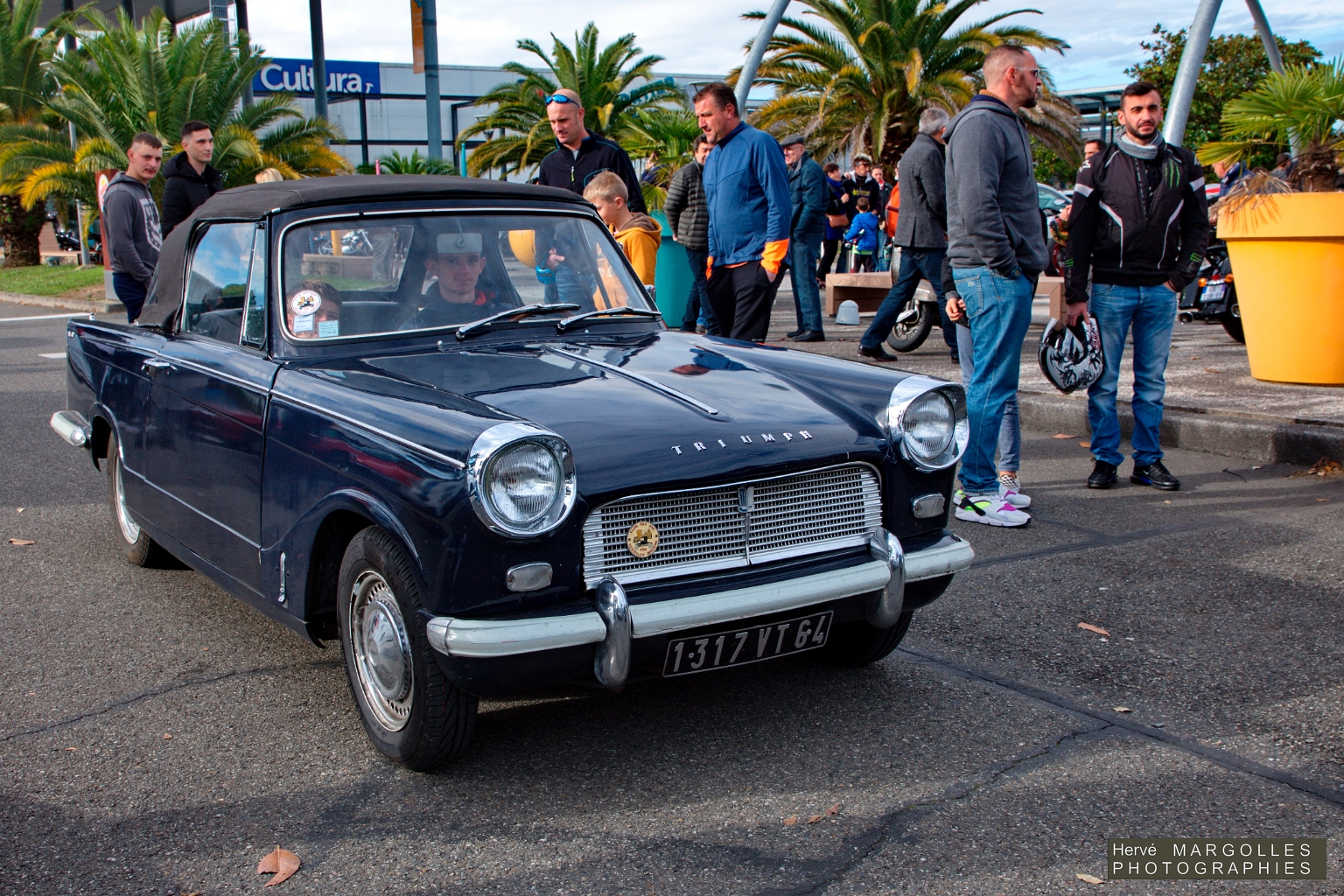 Triumph Herald-01.jpg
